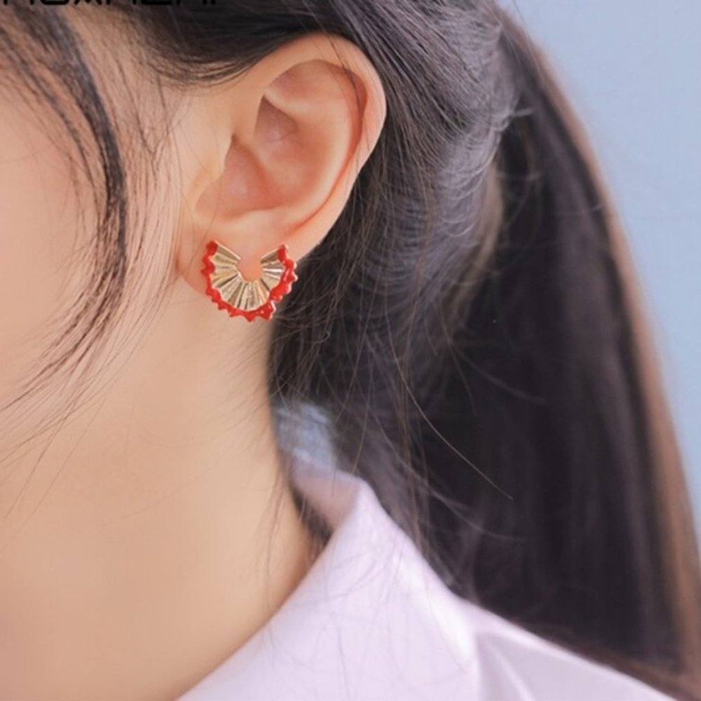 NEW Pencil Shaving Unique Teacher/Artist Earrings - Picture 2 of 8